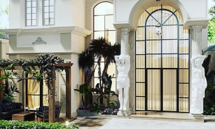 Hai bức tượng nam - nữ phong cách điêu khắc Hy Lạp Lệ Quyên mới tậu về đặt trước cửa nhà có ý nghĩa gì?