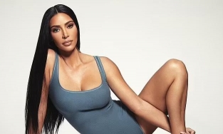 Chồng cũ có tình mới, Kim Kardashian tung ảnh nội y khoe body 'chất lượng cao'