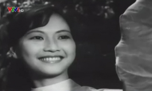 Nhan sắc thời vàng son của bà Dần 'Hương vị tình thân': Giai nhân số 1 Hà Thành, ảnh được bán đầy trên phố để lính mua về bỏ vào túi ngắm