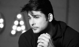 Nam chính 'Cô dâu 8 tuổi' Sidharth Shukla qua đời ở tuổi 41