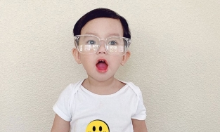 Giấu kín 3 năm, Phạm Hương giờ mới khoe ảnh cậu cả lúc mới chào đời