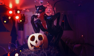 Hôm qua sao làm gì (31/10): Sao Việt nô nức hóa trang mừng Halloween