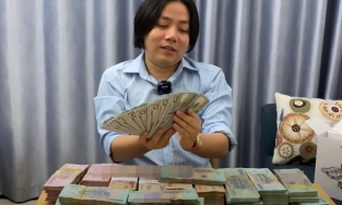 Khoa Pug là người như thế nào mà triệu phú Mỹ Vương Phạm 5 lần 7 lượt cúi đầu cảm ơn?