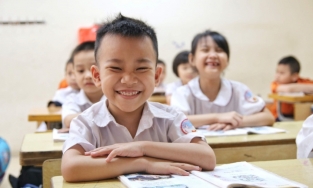 Học sinh tiểu học ngoại thành Hà Nội được đi học trực tiếp từ 10/2, học sinh nội thành vẫn chờ