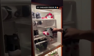 Bỏ giày vào ngăn đá tủ lạnh và để qua đêm, sáng hôm sau bạn sẽ nhận thấy điều vô cùng bất ngờ