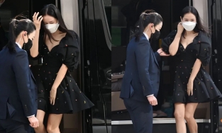 Son Ye Jin phải che chắn kỹ càng khi mặc váy ngắn trong sự kiện ra mắt “Tuổi 39”