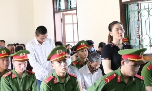 Tuyên án 7 bị cáo liên quan tới 39 người chết trong container ở Anh