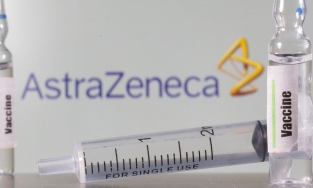 Một người tử vong khi tham gia thử nghiệm vaccine ngừa covid-19 của Anh