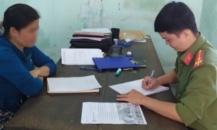 Bị phạt nặng vì đăng tin sai chuyến từ thiện miền Trung của ca sĩ Thủy Tiên