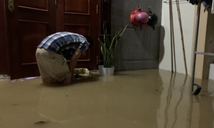 Khánh Hòa: Nhiều nơi ngập nặng, một người bị lũ cuốn mất tích