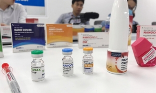 Việt Nam sẽ có vaccine Covid-19 dạng nhỏ mắt và xịt mũi