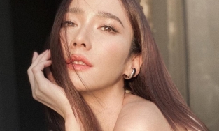 Nhan sắc tuổi 43 đẹp mê mẩn của ‘nữ hoàng giải trí’ xứ Thái