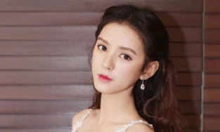 Ảnh thời chưa nổi tiếng khác lạ của 'Búp bê màn ảnh Hoa ngữ' Trương Dư Hi 