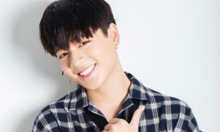 Cựu thành viên sinh năm 2000 của Zero9 bất ngờ thông báo kết hôn