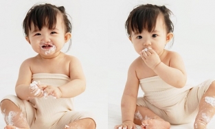 Chưa đầy tuổi, Winnie đã được Đông Nhi cho học lái xe để chở ba mẹ đi chơi