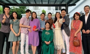 Quách Thu Phương xúc động chia tay Hương vị tình thân: 'Cho dù bạn đã mắc bao nhiêu lỗi lầm, gia đình luôn mở rộng cánh cửa chào đón bạn về'