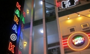 TP. HCM: Đề xuất quán karaoke, vũ trường, massage được hoạt động trở lại