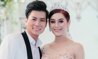 Nhìn lại hành trình 4 năm bên nhau đầy biến cố của Lâm Khánh Chi và chồng trẻ