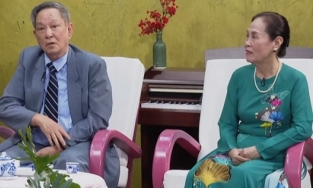 Lỡ hứa sẽ rửa bát trọn đời hơn 50 năm trước, cụ ông U80 khuyên giới trẻ khi yêu đừng viết thư tình