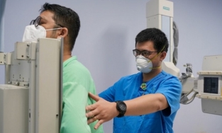 Hậu Covid-19: Làm gì để cải thiện tình trạng tim đập nhanh, mệt, đau ngực?