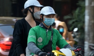 Grab tăng giá tất cả các dịch vụ từ 10/3, ngang với giá taxi truyền thống