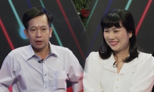 Ông chủ tiệm vàng mang nhẫn khủng lên chương trình hẹn hò tặng 'đằng gái' ngay lần đầu gặp mặt