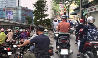 Trở rét giữa tháng 5: Không khí lý tưởng để nhâm nhi tách cafe, hàn huyên đôi ba câu chuyện