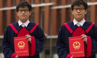 Góc con nhà người ta: Thi thử sức mà đỗ 3 chuyên ban hot, 5 trường chuyên đỉnh của Hà Nội