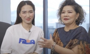 NSND Thanh Hoa bị 'chồng quở, con ngăn' khi hát chung với Hòa Minzy