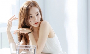 Park Min Young - nữ chính Thư ký Kim - không hẹn hò Park Seo Joon mà là người này