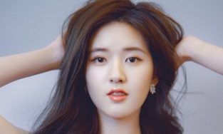 Triệu Lộ Tư: Xưa là “Thánh nữ xuyên không”, nay là “Em gái trà xanh”