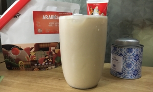 Cách pha trà sữa cà phê đậm vị, thơm, béo ngon như trà sữa uyên ương