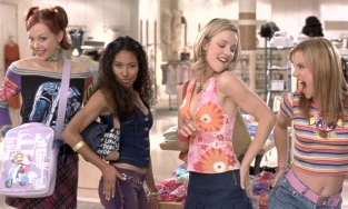  Phong cách Y2K và sự trở lại đầy ấn tượng