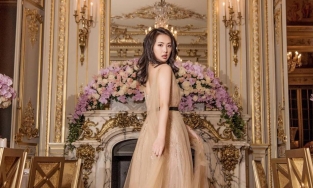 Tủ đồ hiệu tiền tỷ của 'công chúa Huawei'