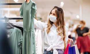 6 thương hiệu thời trang đang sale khủng dịp 8/3 có cửa hàng tại Việt Nam