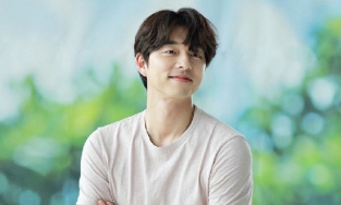 'Ông chú' Gong Yoo và sao nam Hàn gợi ý kiểu tóc mùa hè đẹp cho nam giới