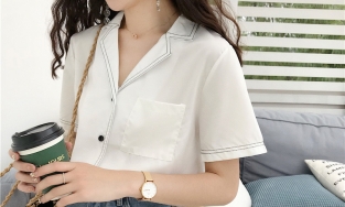 4 kiểu áo công sở chị em thích mê, không chỉ thanh lịch mà còn mát mẻ