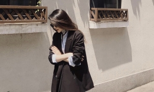 Cô gái Việt sống tại Hàn Quốc gợi ý lên đồ thanh lịch cùng blazer