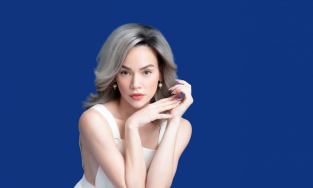 Hồ Ngọc Hà trẻ trung với tóc bạch kim, khoe đường cong quyến rũ trong thiết kế của Công Trí