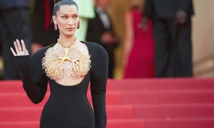 Bella Hadid chiếm spotlight tại Cannes với trang sức hình lá phổi 