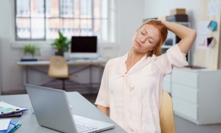 7 bài tập thể dục tại chỗ cho dân công sở mùa giãn cách