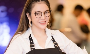 Mỹ Tâm, Lý Nhã Kỳ và các sao U40 V-biz 'cưa sừng làm nghé' với quần yếm