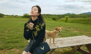 Thời trang mùa thu sang chảnh của Lưu Diệc Phi khi đi du lịch ngoại ô