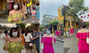 Áo trễ vai và đầm hồng là 2 món đồ dễ 'đụng hàng' khi dạo chơi trên phố cổ Hội An