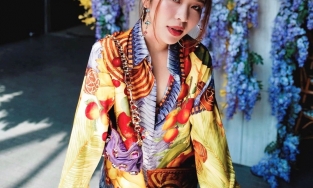 Học 'thím' Phương Letsplaymakeup diện đồ công sở sang chảnh