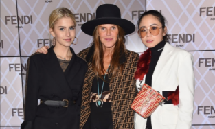 Nga Nguyễn – Fashionista gốc Việt luôn ngồi front row tại các show thời trang danh giá