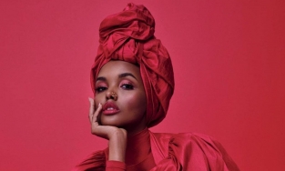 Nữ người mẫu đạo Hồi quyết định bỏ nghề vì đi ngược lại với niềm tin tôn giáo