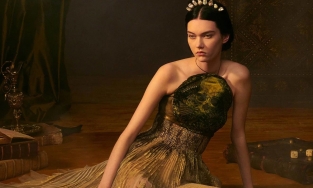 Bước vào thế giới tarot huyền ảo của Dior 