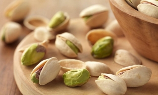 7 loại hạt giúp giữ dáng, đẹp da cho mùa tết