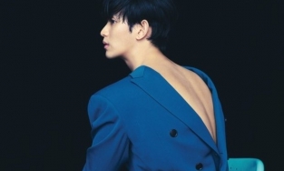 Kim Soo-hyun nam tính trên Vogue Hàn Quốc 